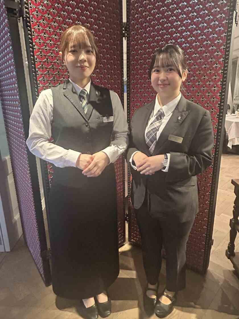 神戸北野ホテル　アッシュイグレックの制服6