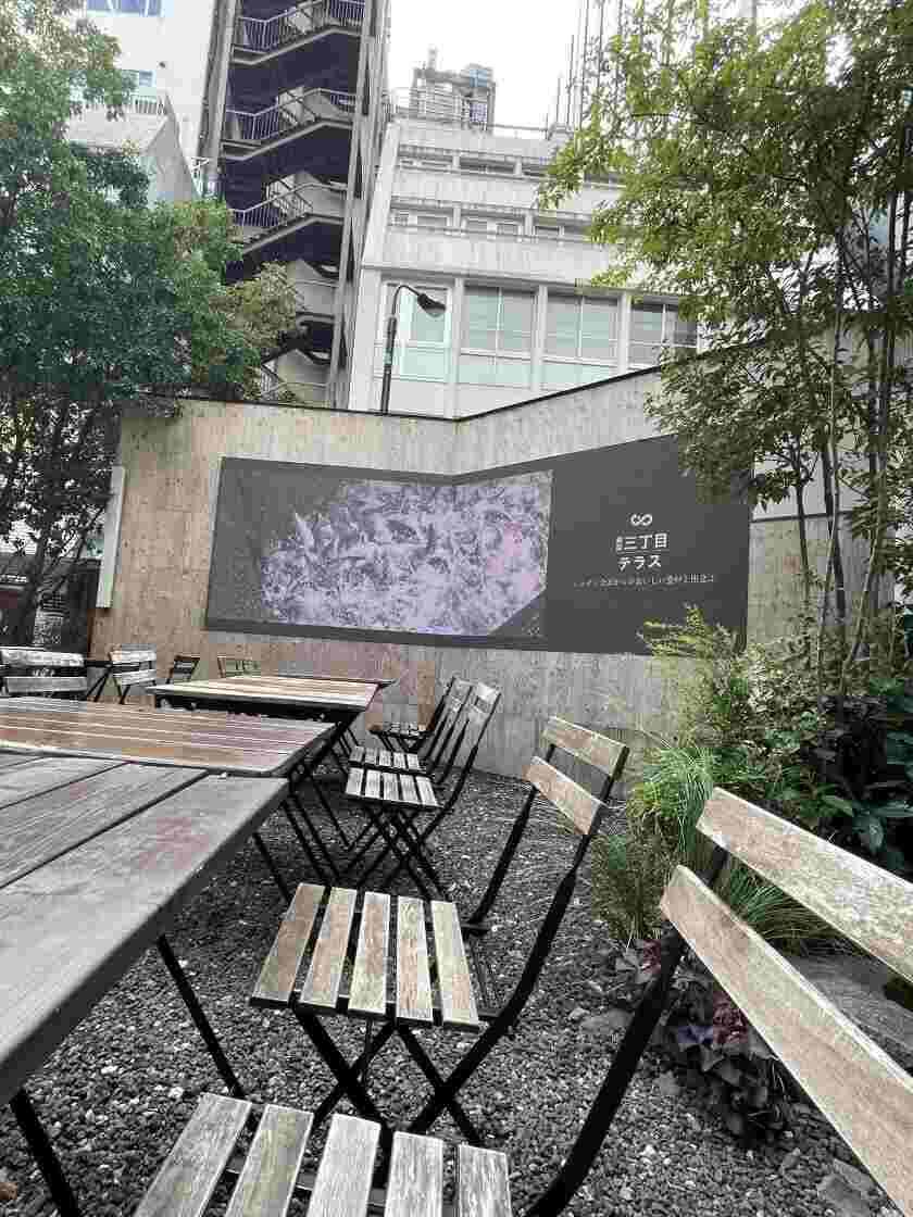 新宿三丁目テラスの制服6