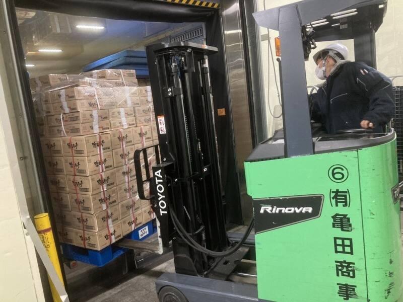 有限会社亀田商事 摂津営業所の仕事画像2