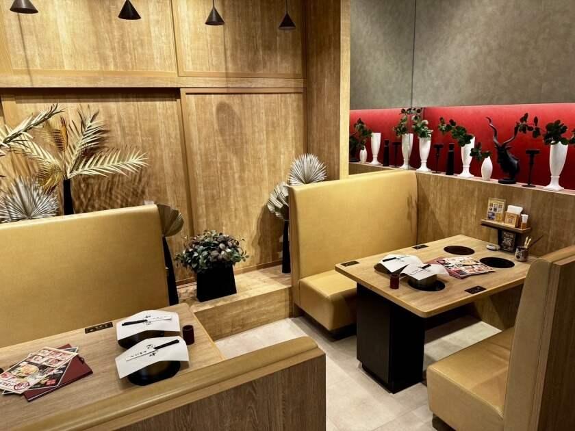 宮崎しゃぶしゃぶ霧峰　幕張新都心店の制服5