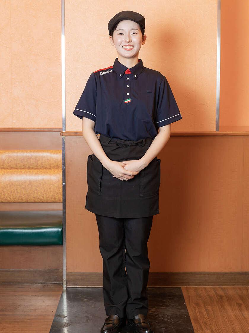 サイゼリヤ　イオンモール土浦店の制服1