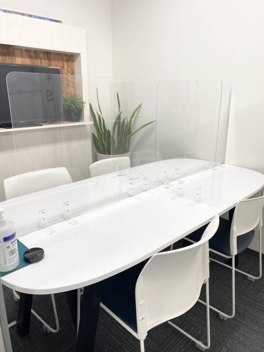 シンシアセキュリティ株式会社の制服4