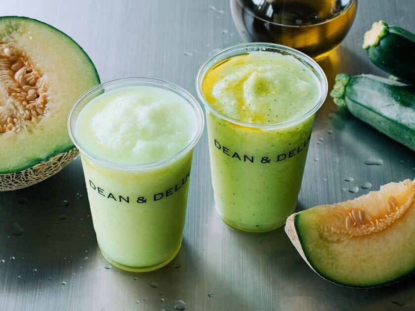 DEAN & DELUCA アミュプラザ博多店の制服3