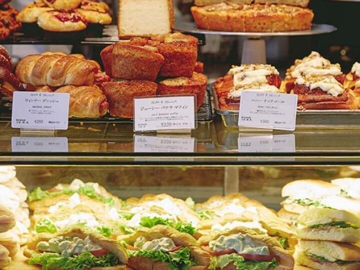 DEAN & DELUCA CAFE FE名城公園店の制服5