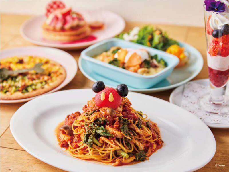 DISNEY HARVEST MARKET by CAFE COMPANY　横浜赤レンガ倉庫店の仕事画像1