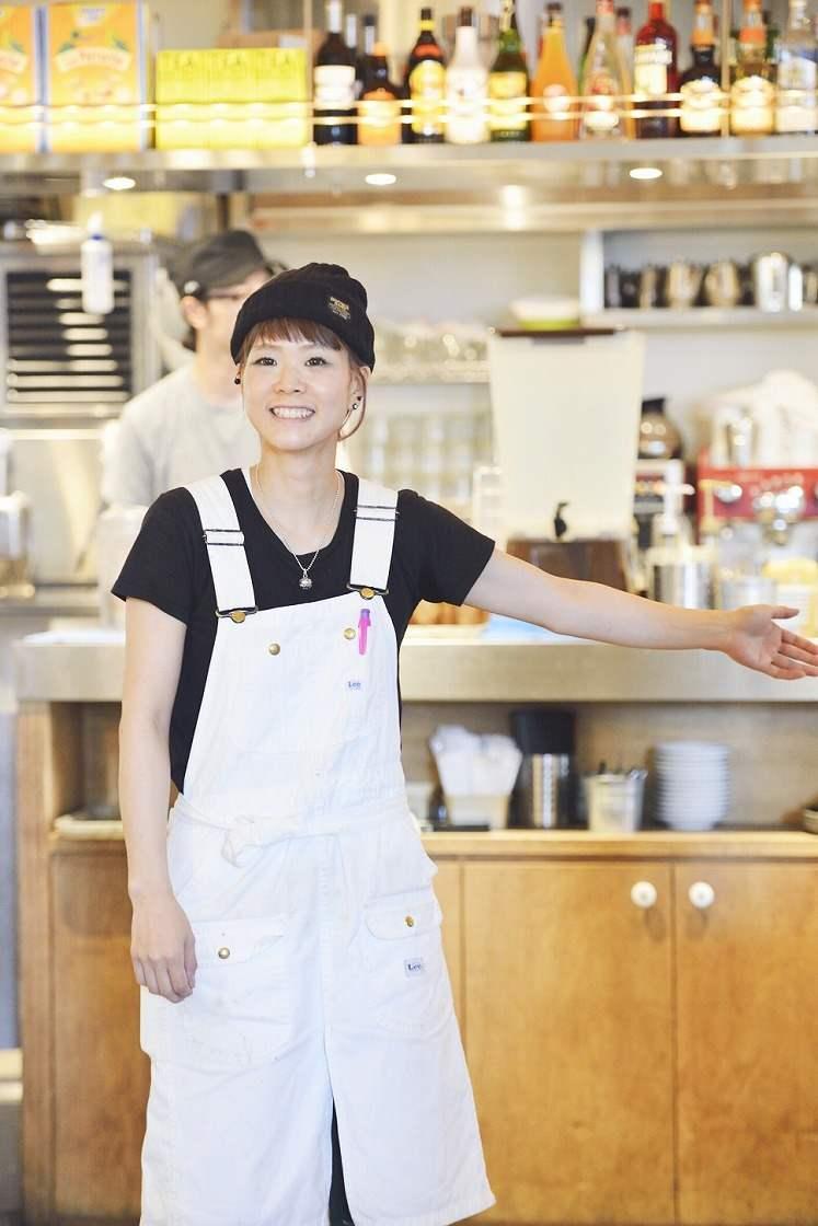 恵那峡サービスエリアの制服1