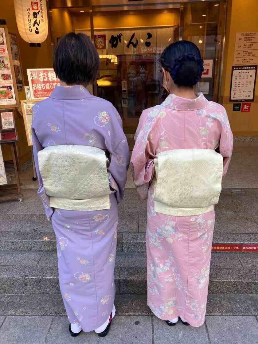 梅田エリアスタッフの制服2
