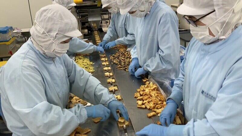株式会社中央軒煎餅 上里工場の仕事画像2