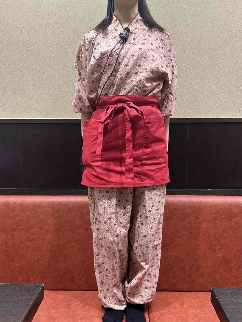 いろはかるた　木屋町本店　の制服1