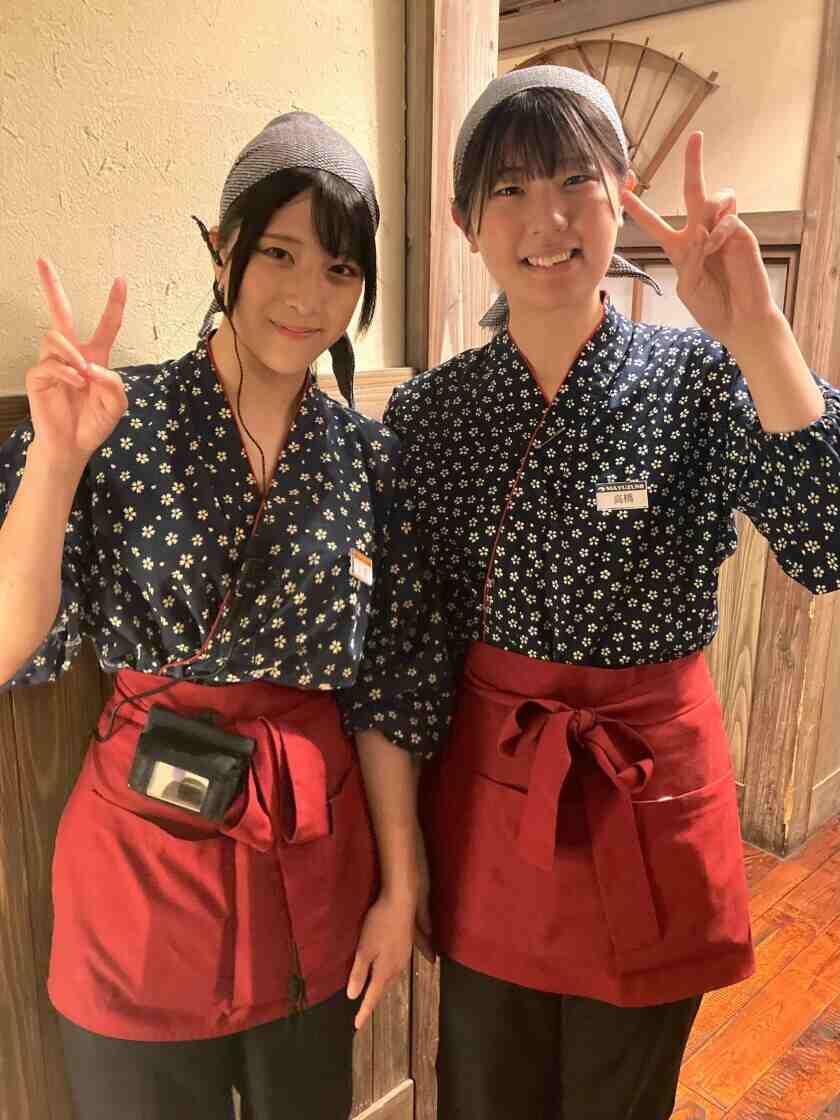 そば酒房 徳兵衛の制服1