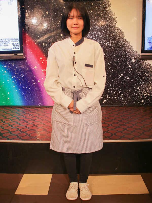 カラオケの鉄人 渋谷道玄坂店の制服2