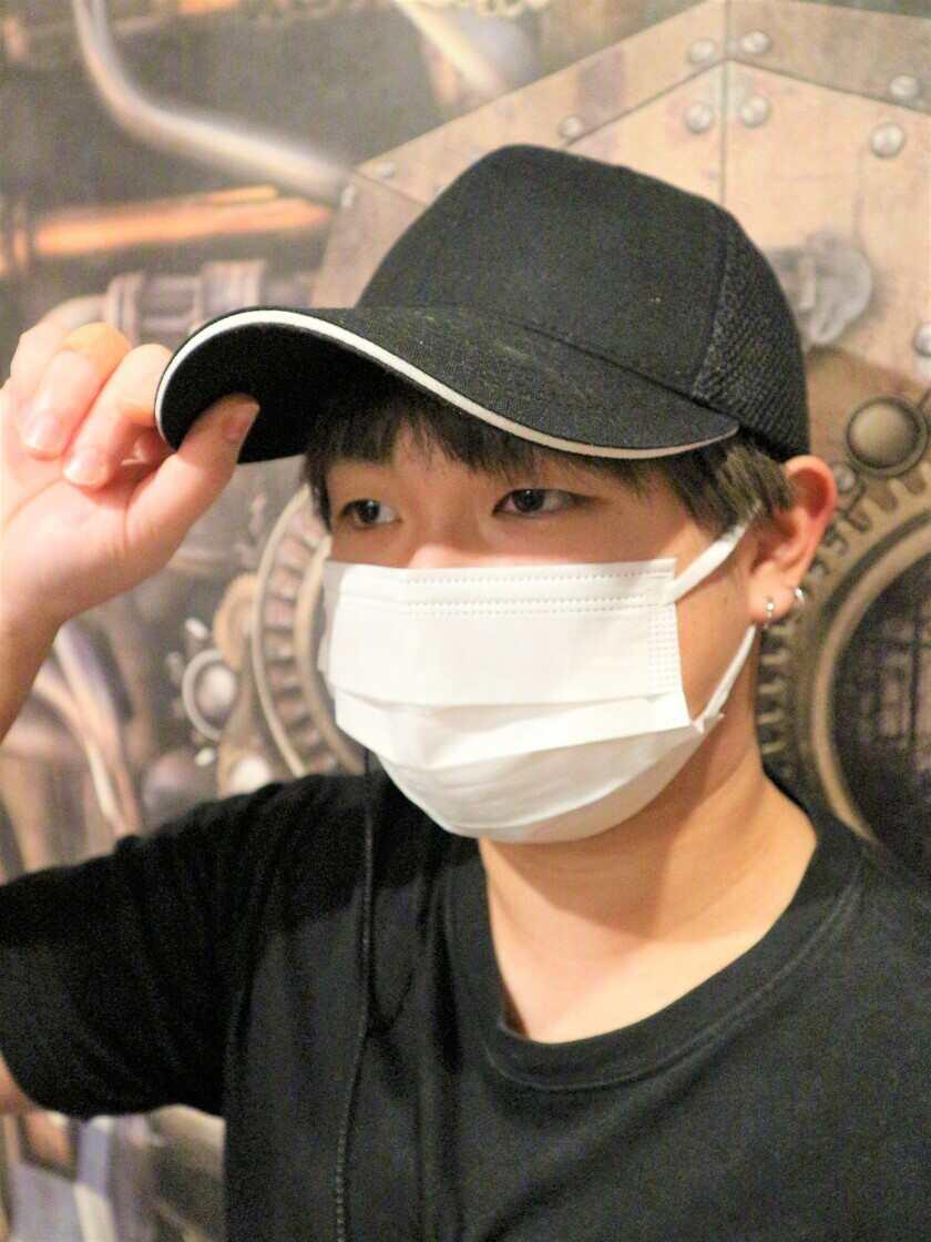 赤から蒲田店の制服5