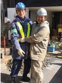 新東護警備保障株式会社の制服1