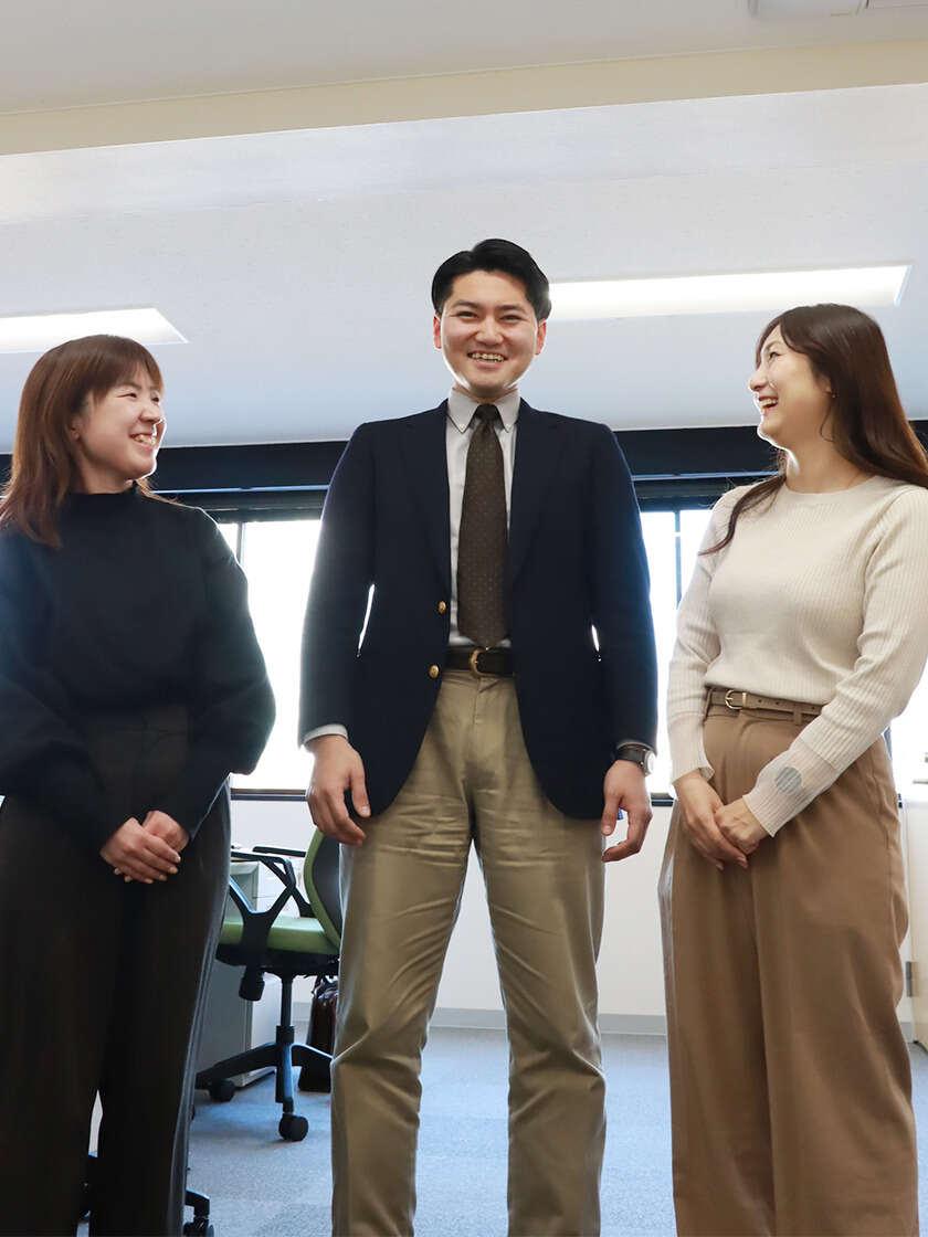 株式会社ログロール 正社員0415の制服1