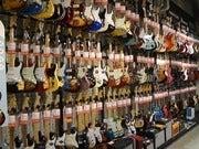 JEUGIA 三条本店　CD/DVDフロアの制服2