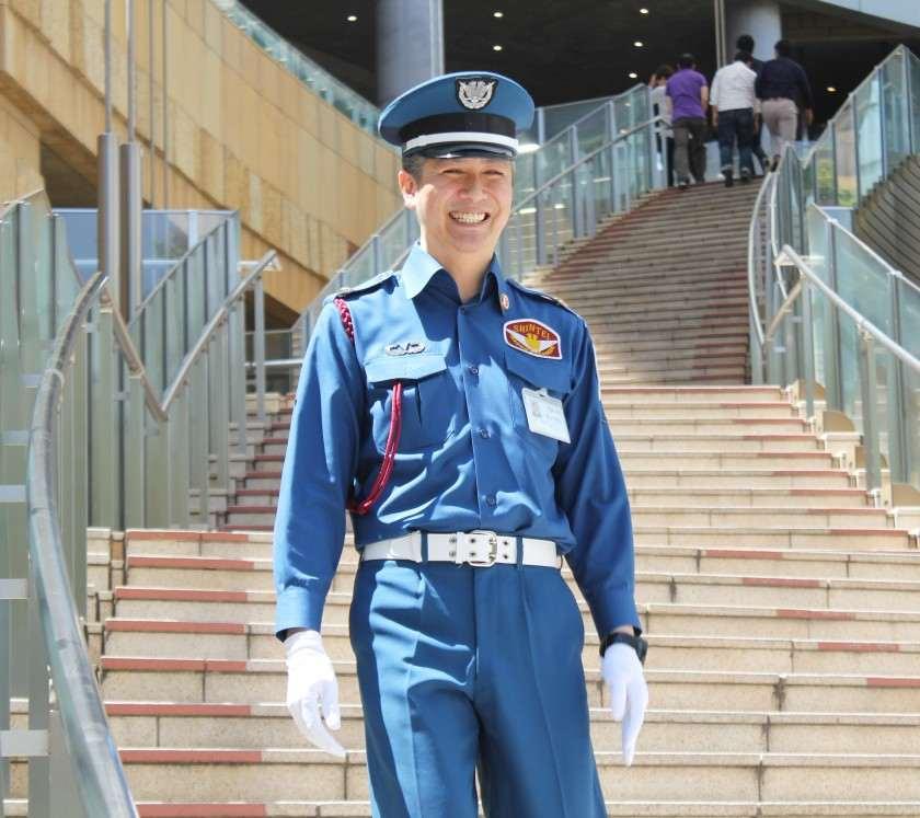 シンテイ警備株式会社 横浜中央支社の制服2