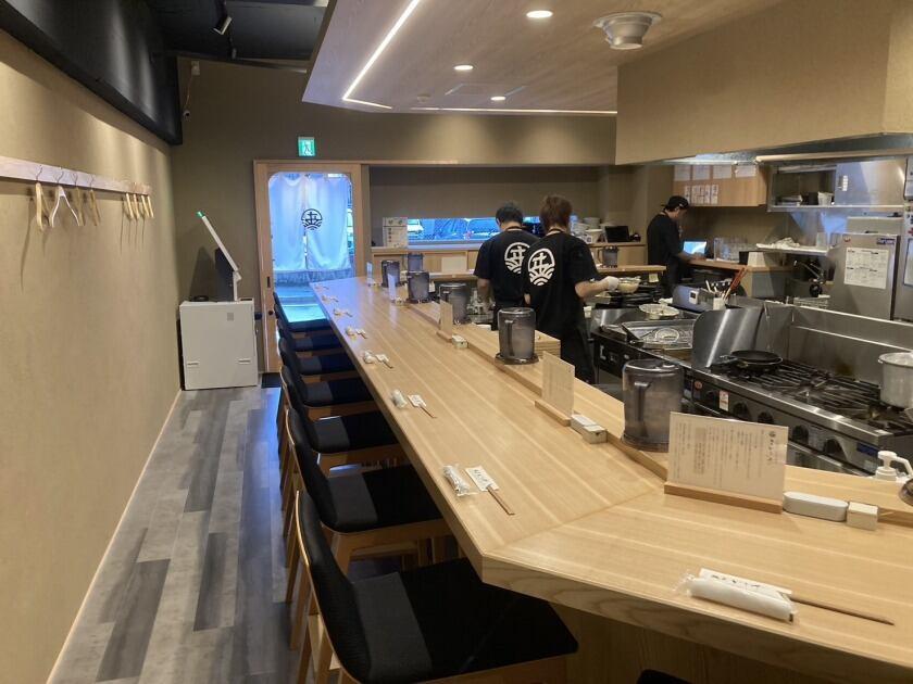 麵屋いしヰ（株式会社ドラマティック）の制服1