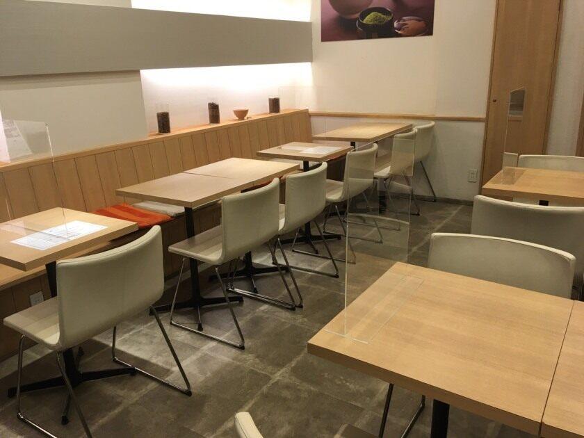 田頭茶舗　おのだサンパーク店の制服2