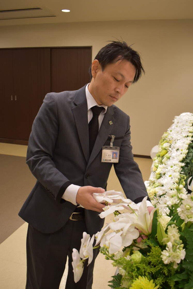 株式会社日本セレモニー 本社の制服3