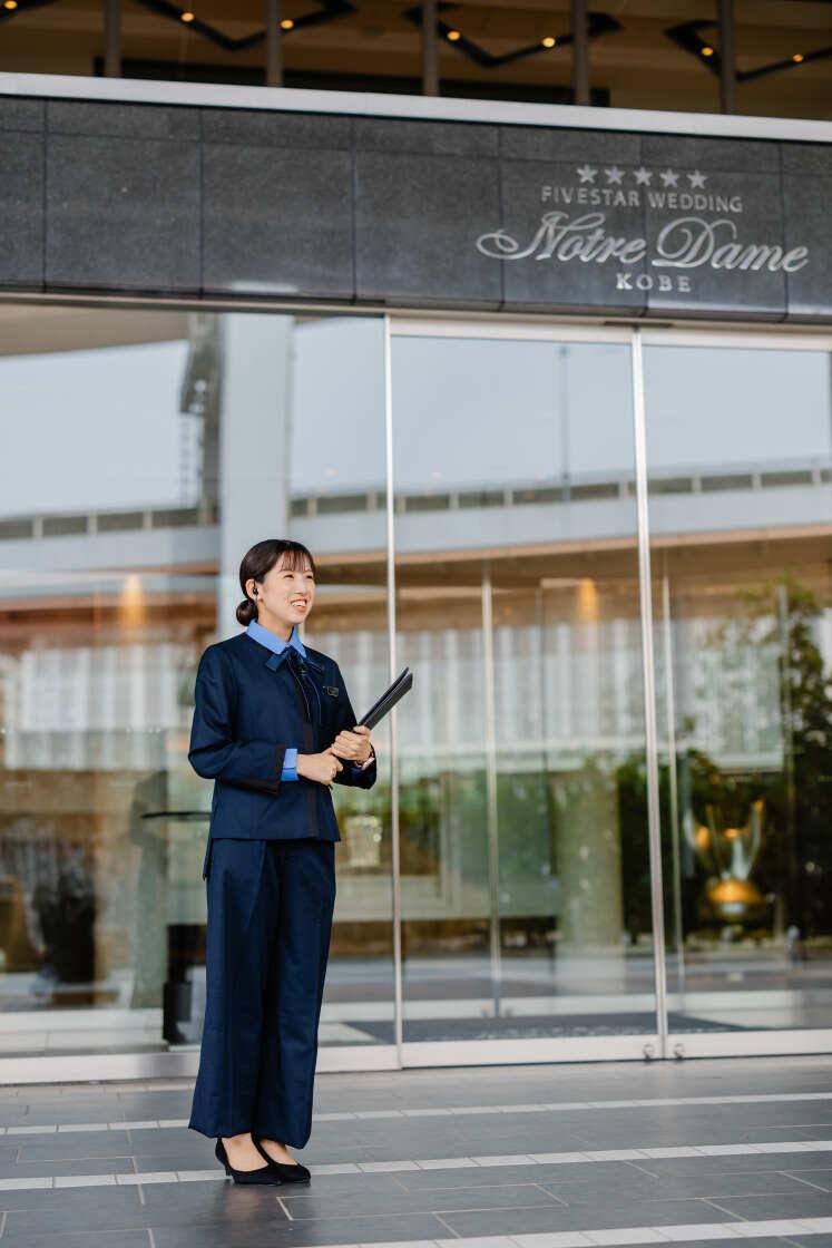 株式会社日本セレモニー 本社の制服4