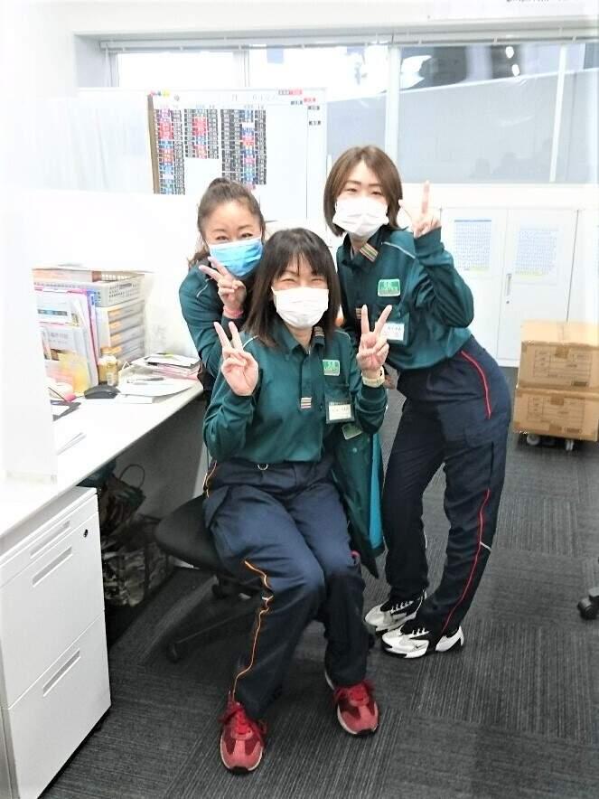 アオキ物流株式会社　大正営業所の制服1