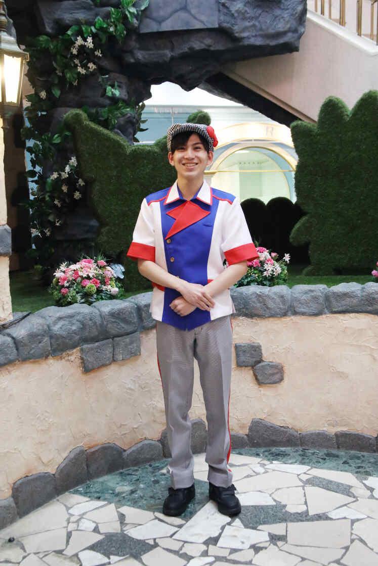 サンリオピューロランド　（運営：株式会社サンリオエンターテイメント）の制服1