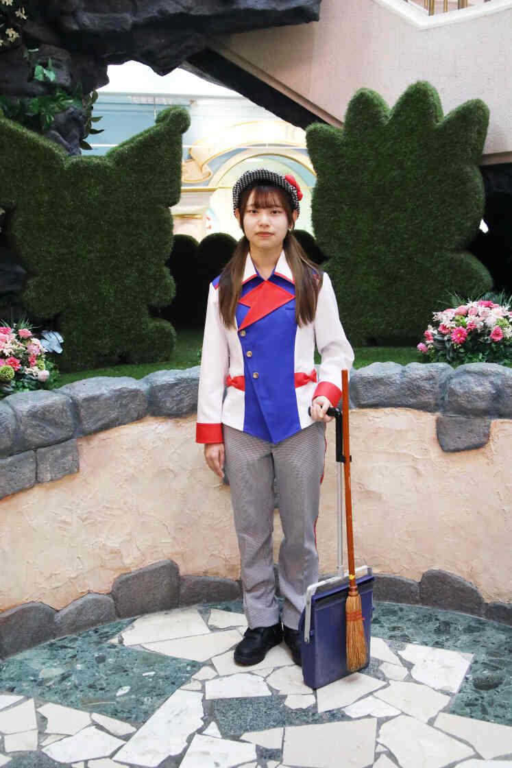 サンリオピューロランド　（運営：株式会社サンリオエンターテイメント）の制服2