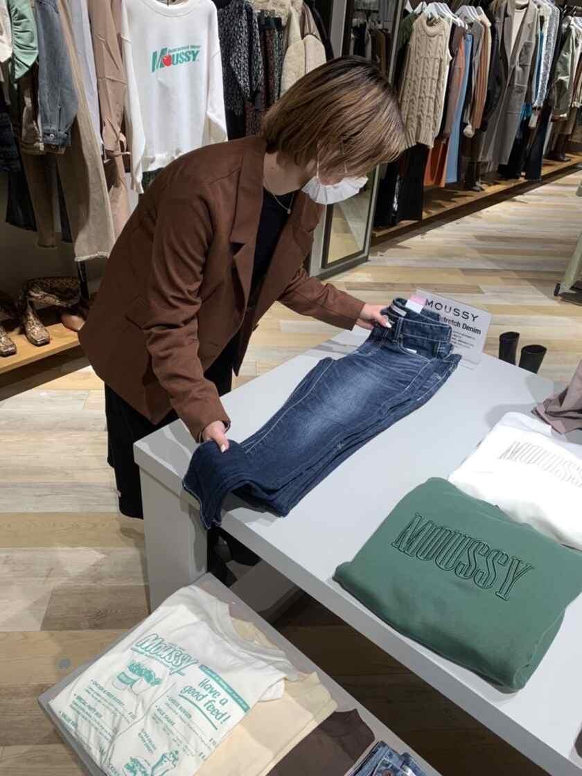 SHEL'TTER佐野アウトレット店の制服1