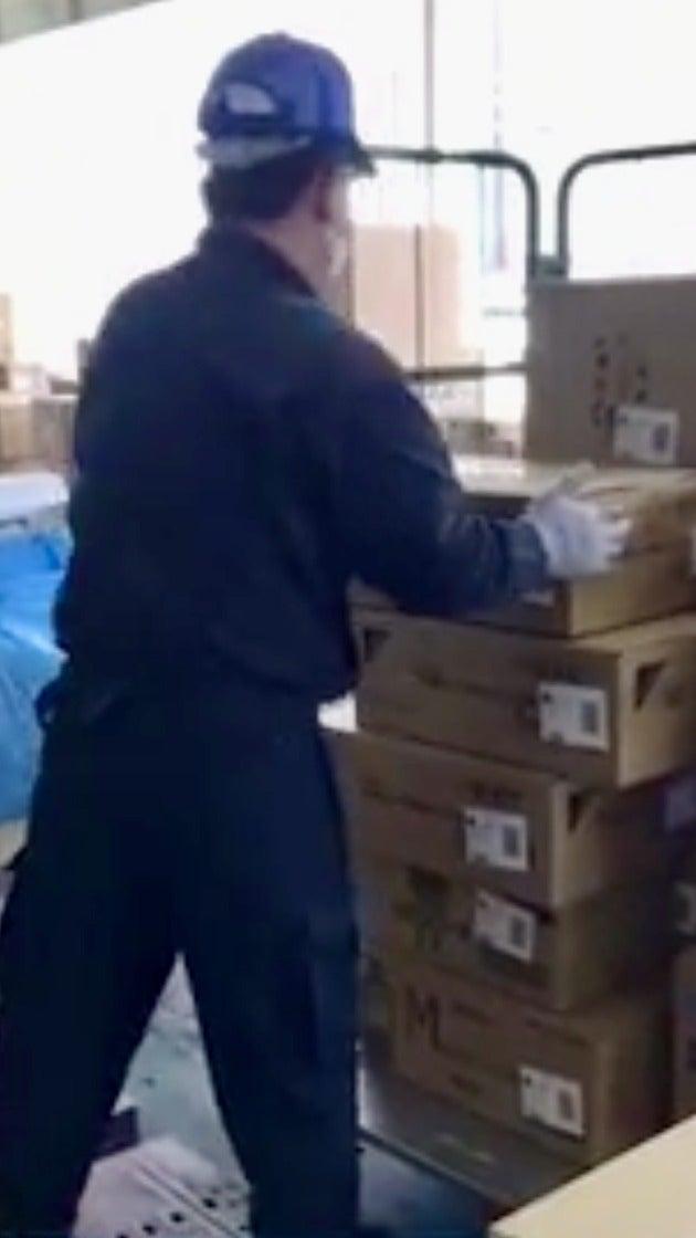 株式会社あらた 郡山センターの制服2