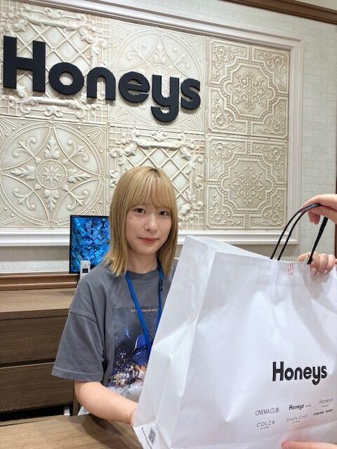 Honeys（ハニーズ）ららぽーと和泉店の制服3
