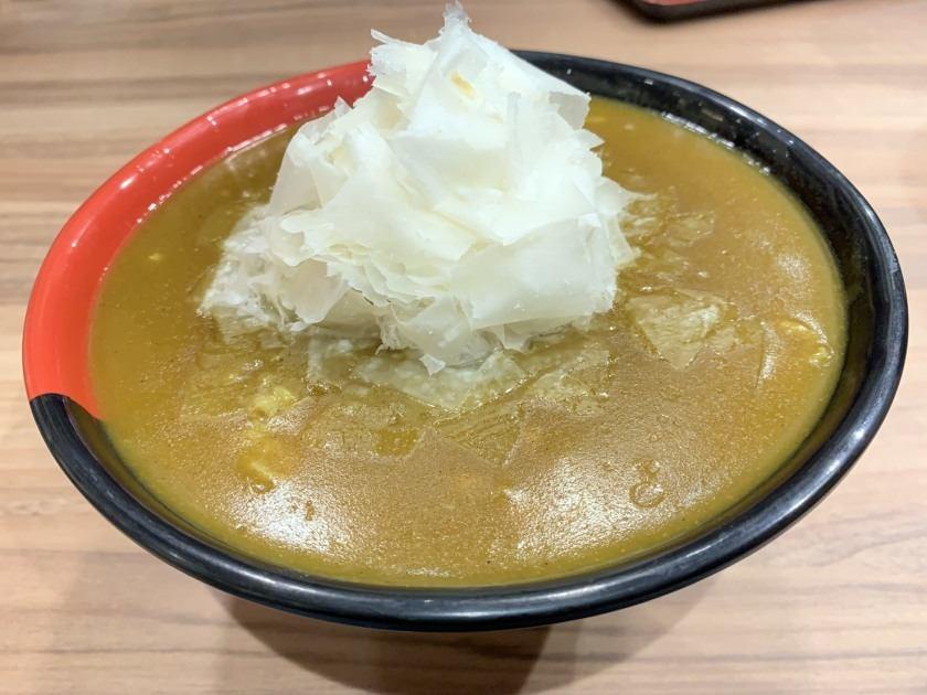 極楽うどんTKU　本店の制服7