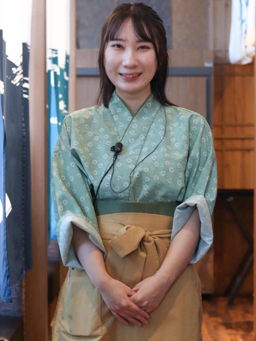 神楽坂今井屋本店の制服3