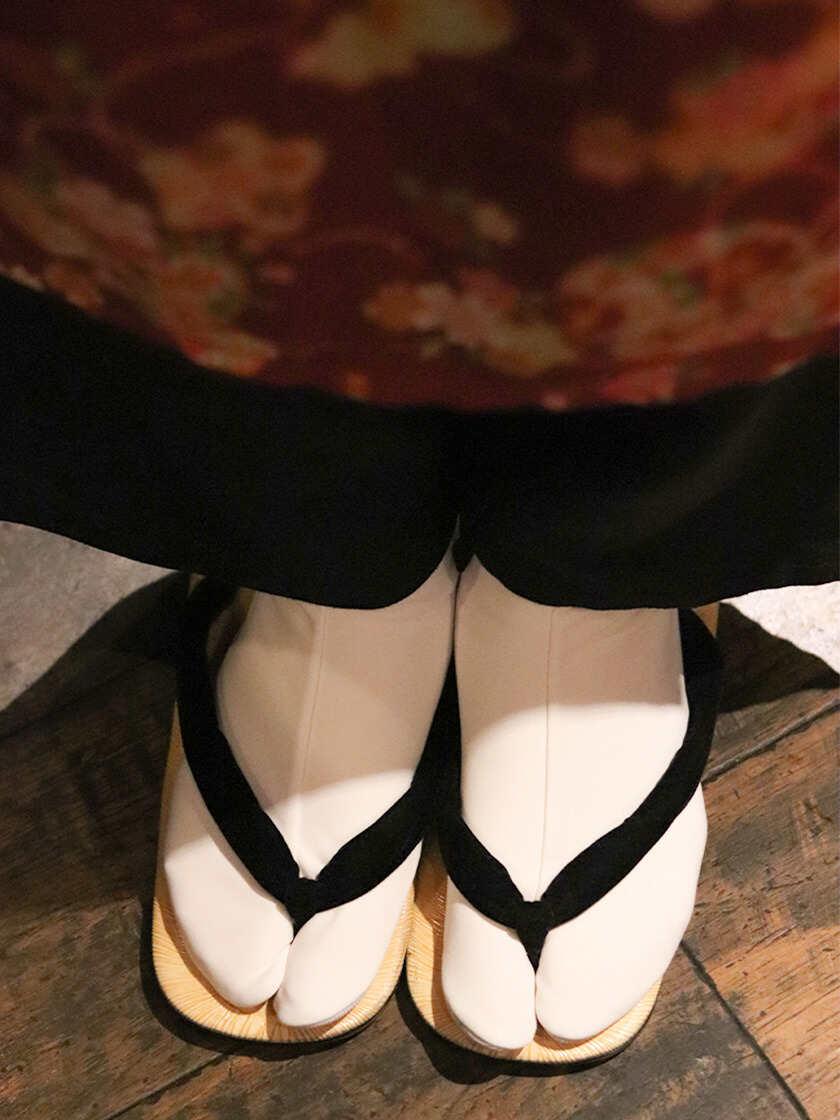 わらやき屋_上野広小路の制服5