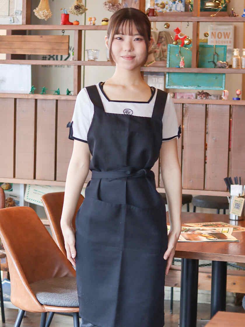 ＃802 CAFE&DINER 渋谷店の制服1