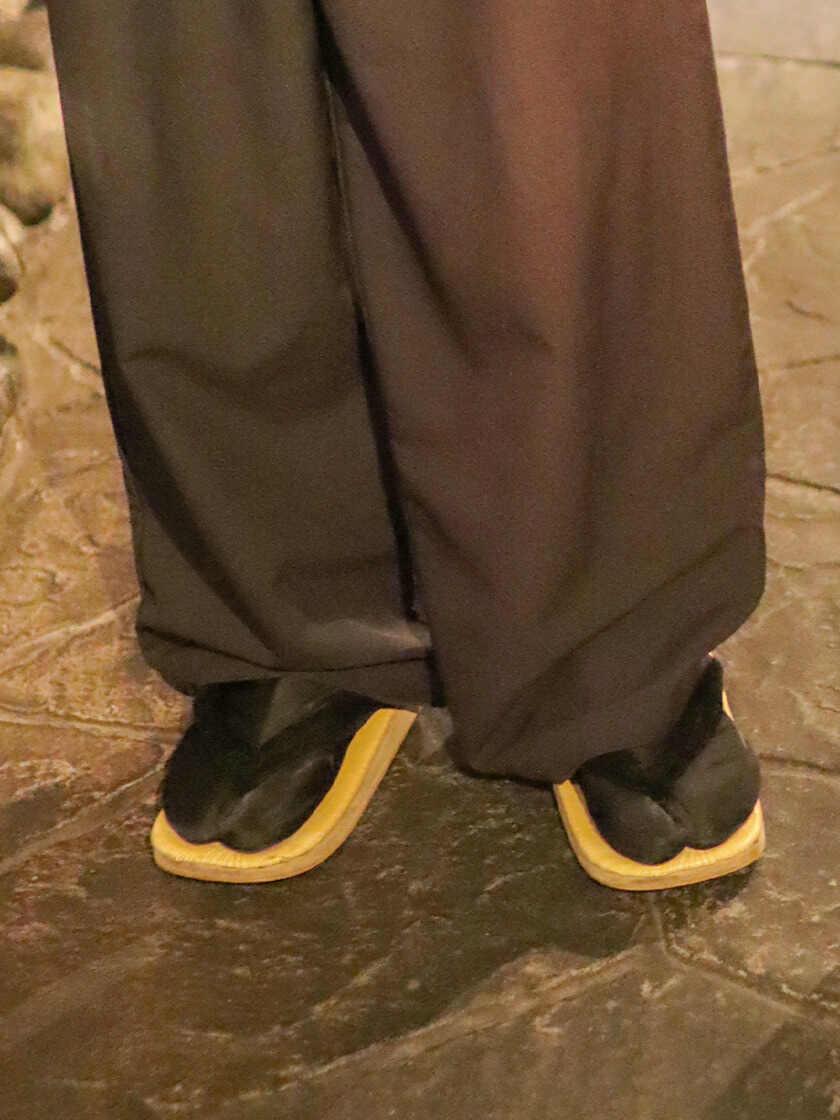 京町恋しぐれ新宿の制服3