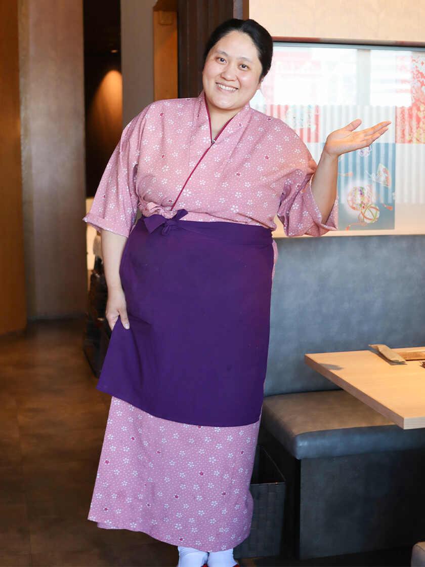 品川今井屋本店の制服1