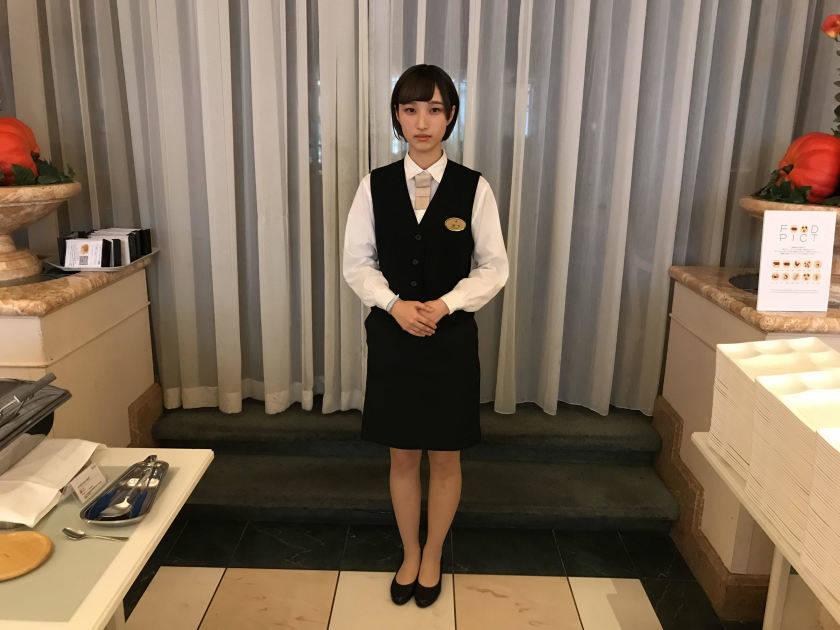 協栄人材合同会社の制服2