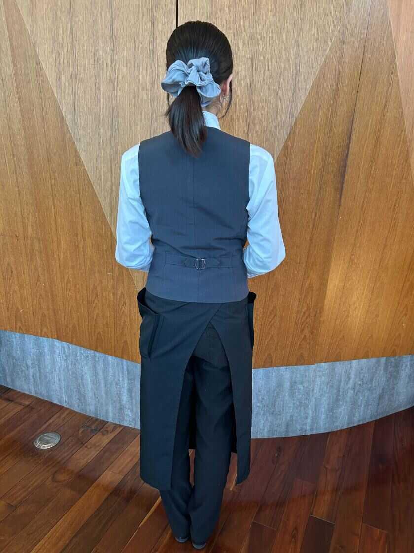 RESTAURANT mitteの制服7