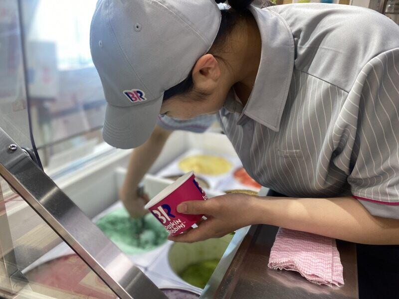 サーティワンアイスクリーム　アリオ加古川の仕事画像2