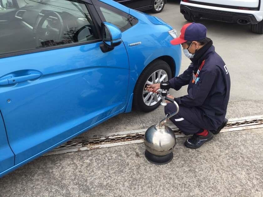 ENEOS 高槻北SSの制服2