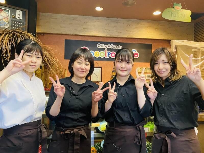 カフェダイニングカラーズ 和歌山北店の仕事画像1
