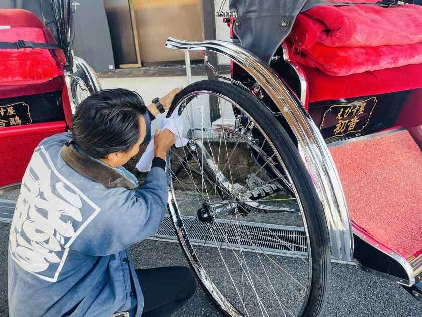 えびす屋　湯布院店の制服2