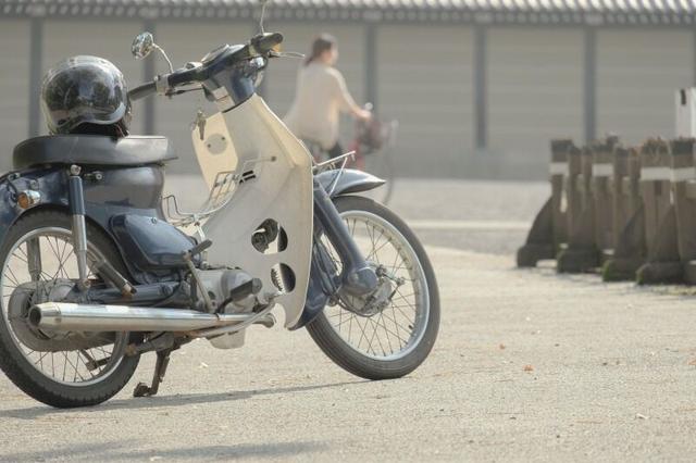 週4～OK！朝夕刊スタッフ・一人で動けるのがいい新聞配達。(軽作業・物流、小田原市)のイメージ画像