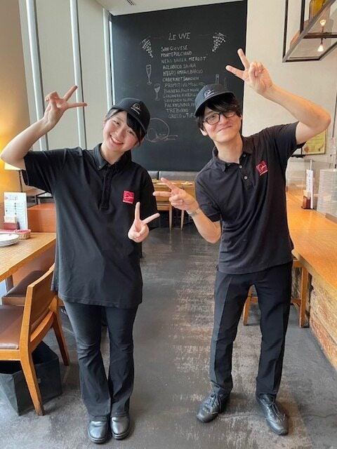 SALVATORE CUOMO 梅田店の制服3