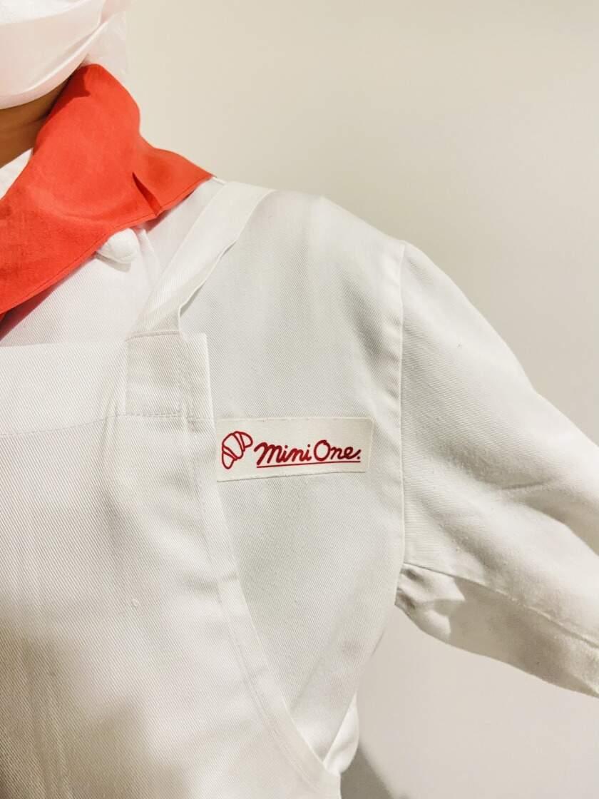 ドンク つかしん店の制服1