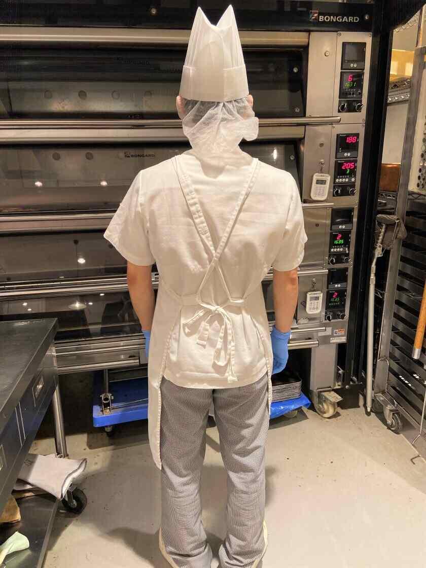 ドンク つかしん店の制服5