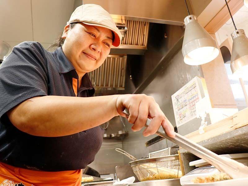 はなまるうどん　大浦街道店【0322】の仕事画像2