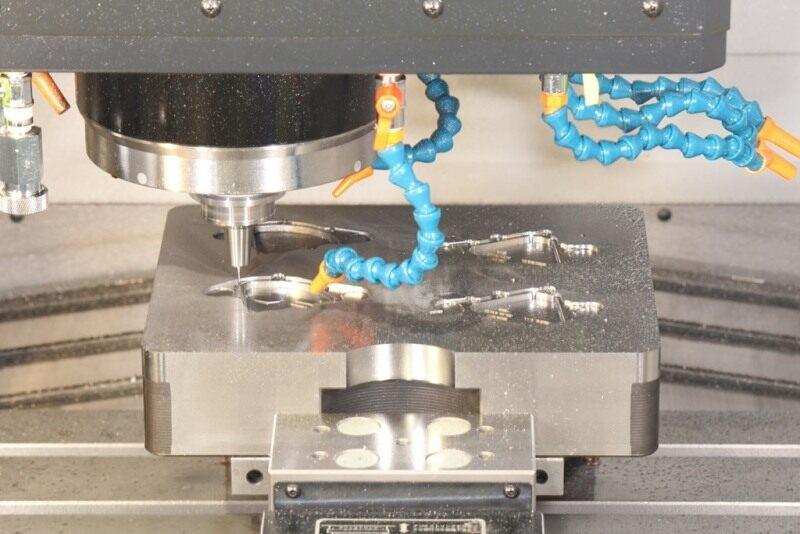 田中精工株式会社の仕事画像3