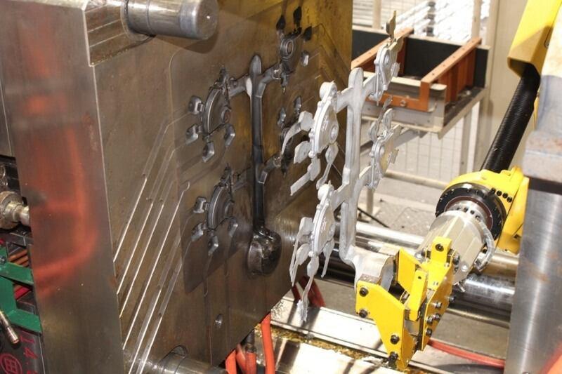 田中精工株式会社の仕事画像2