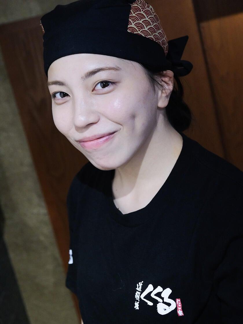 くくる　甲子園店の制服2